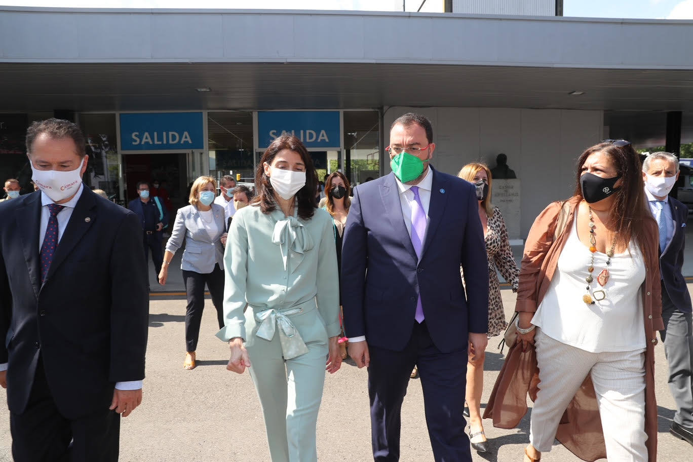 Fotos La Ministra De Justicia Visita La Feria El Comercio Diario De